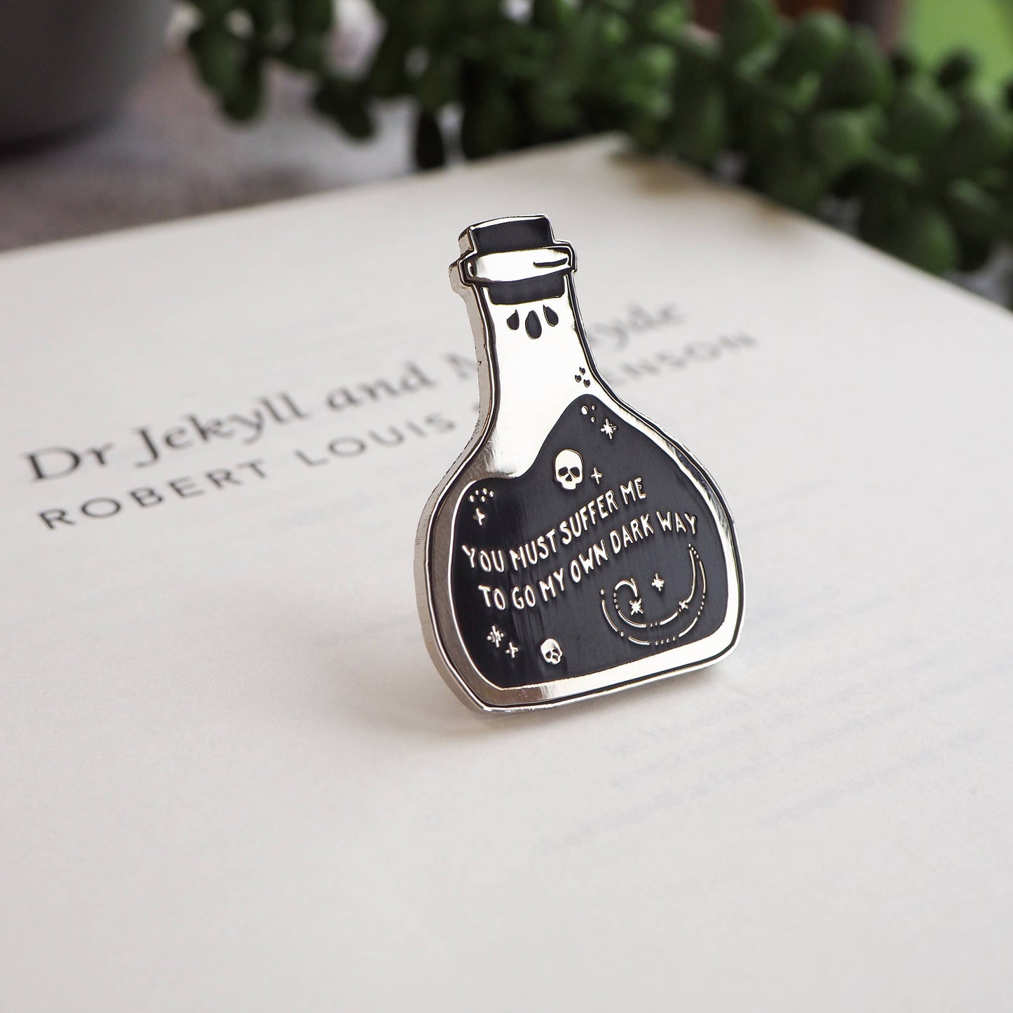 Dr Jekyll And Mr Hyde Potion Pin Badge - Gothic Collection